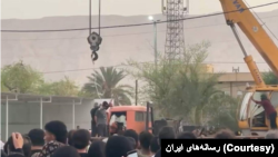 اعدام در ملأعام توسط جمهوری اسلامی در ایران