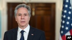 САД ја предупредија Кина да не ги помага воените напори на Москва по целосната инвазија на Украина во февруари 2022 година, која дојде само неколку недели откако Русија и Кина прогласија „партнерство без ограничувања“