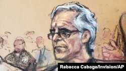 Los fiscales dicen que Epstein, de 66 años, debe permanecer encarcelado por el riesgo de fuga que representa y porque es un peligro público