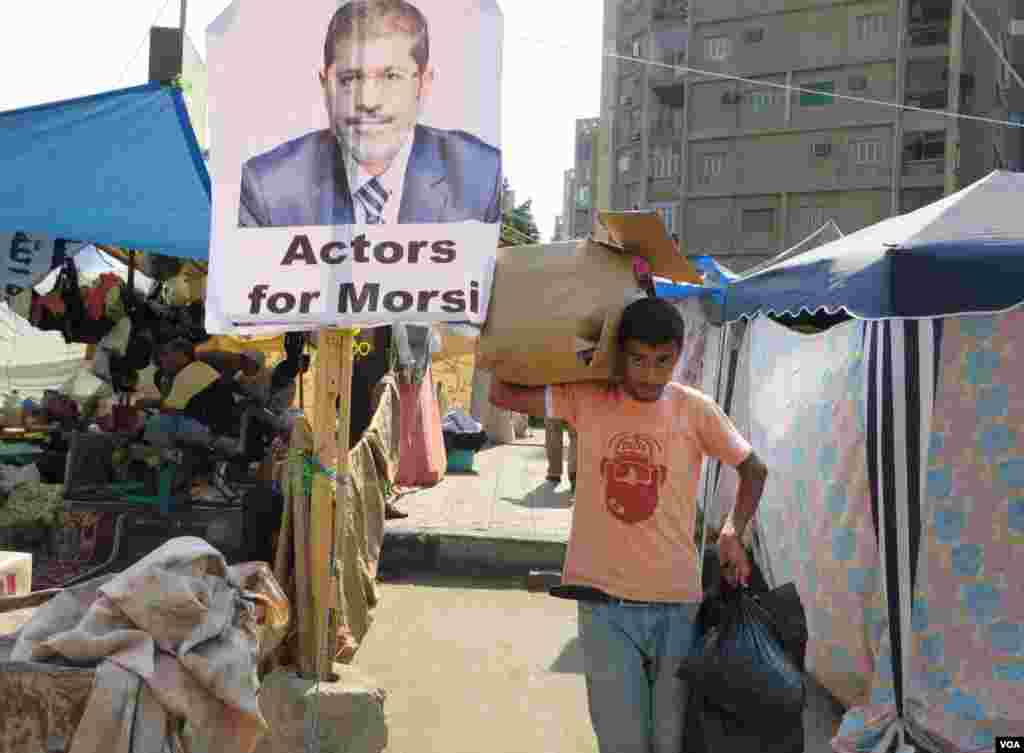 Morsi supporters say they moved onto the streets in reaction to the massive rallies against the former president in June. (Heather Murdock for VOA)