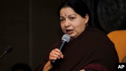 Jayaram Jayalalitha, kepala menteri Tamil Nadu (Foto: dok). Pengadilan Bangalore menjatuhkan hukuman penjara empat tahun atas Jayaram Jayalalitha, terkait kasus korupsi 18 tahun yang lalu, Sabtu (27/9).