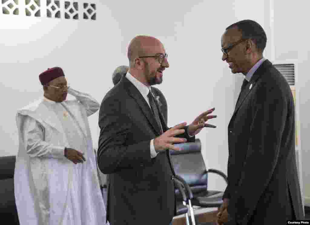 Perezida Paul Kagame w'u Rwanda na Ministiri w'intebe w'Ububiligi Charles Michel