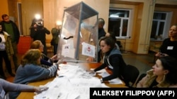 Ukraine - The election commission members count ballots at polling station in Donetsk, in eastern Ukraine on November 11, 2018,