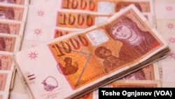 Растот е проектиран на 3,2 отсто а  инфлацијата на 7,2отсто. Со ребалансот има нето зголемување на расходите за 260 милиони евра. Дефицитот во буџетот ќе изнесува 694 милиони евра, или 5,3 отсто од бруто домашниот производ. Државата ќе се задолжи нови 900 