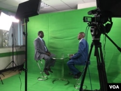 Raila Odinga, former Kenyan prime minister and current opposition leader, speaks with VOA Swahili reporter Kennedy Wandera and Jill Craig in the new VOA studio about recent protests and anti-electoral commission sentiment among his supporters, Nairobi, May 24, 2016.