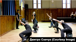 Орландо разом із дружиною проводять репетицію