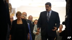 Nicolás Maduro describió el informe de Michelle Bachelet como un reporte "plagado de falsas afirmaciones, tergiversaciones y manipulaciones en el uso de datos y fuentes".
