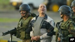 Juvenal Ovidio Ricardo Palmera, conocido como "Simón Trinidad", es un guerrillero de las FARC condenado a 60 años de prisión en EE.UU.