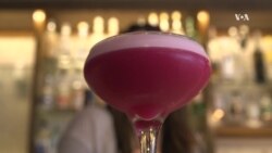 Коктейль "Борщ з кислинкою" у ресторані в Техасі. Відео