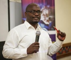 Tabani Moyo, the head of the media advocacy group Media Institute of Southern Africa in Zimbabwe, Harare, Sept. 3, 2020 (Columbus Mavhunga/VOA)