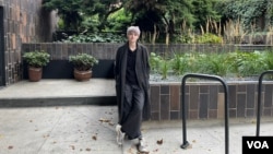 Rossiyalik jurnalist Alesya Maroxovskaya, Praga, Chexiya