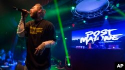Evacuees from Afghanistan disembark from a U.S. airforce plane at the Naval Station in Rota, southern Spain.&amp;nbsp;The United States completed its withdrawal from Afghanistan, ending America&amp;#39;s longest war.&amp;nbsp;