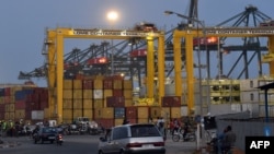 ARCHIVES - Le groupe Bolloré a acquis les droits d'exploitation du port de Lomé au Togo, inauguré le 14 octobre 2014.