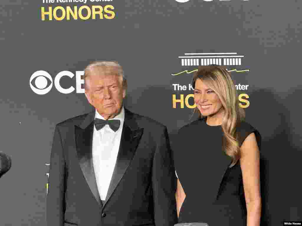 بانوی اول آمریکا، ملانیا ترامپ در کنار رئیس جمهوری ایالات متحده آمریکا