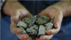 Putin baselessly offers Ukraine’s rare earth minerals as Russian commodity