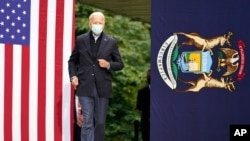 Democratic presidential candidate former Vice President Joe Biden arrives to speak at United Food & Commercial Workers Union Local 951 in Grand Rapids, Mich., Oct. 2, 2020. 