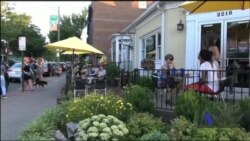 Ціла громада у місті Александрія у штаті Вірджинія повстала проти ненависницьних постерів й закликів до нетерпимості. Відео