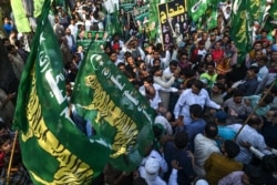 FILE - Activists of the Pakistani Muslim League-Nawaz protest in Lahore, Oct. 3, 2020. (AFP)