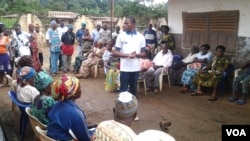 Gifted Mom introduced to pregnant women in Bafut, north western Cameroon. (Moki Edwin Kindzeka for VOA News)