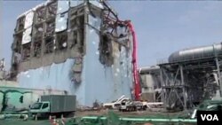 Reaktor no. 4 di PLTN Fukushima, Jepang. Batangan bahan bakar nuklir meleleh dalam 3 dari 6 reaktor di Fukushima.