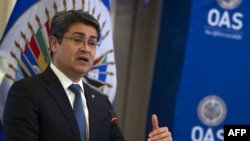 Honduras, uno de los países más violentos del mundo, redujo la tasa de homicidios por cada 100.000 habitantes de 90 en 2014 a 40 en 2018.