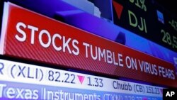 Archivo - La Bolsa de Valores de Nueva York ha estado fluctuando substancialmente como consecuencia del coronavirus.