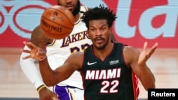 Jimmy Butler (22) de Miami Heat, lors de la finale NBA contre les Los Angeles Lakers, USA, le 4 octobre 2020. 