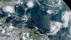 Sali je jedna od pet tropskih oluja koje istovremeno dolaze sa Atlantika