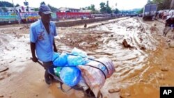 Scene in Port-au-Prince where floods made many roads impassable Jun 7, 2011