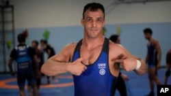 ایمان مهدوی، کشتی گیر ایرانی، تیم پناهندگان کمیته بین‌المللی المپیک