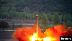 Tir de missile Hwasong-12 (Archives)