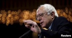 Democratic presidential candidate Bernie Sanders speaks at a campaign event in Fort Dodge, Iowa, Jan. 19, 2016.