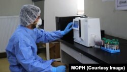 ۵۰ تنه بیرته له کرونا ویروس څخه جوړ شوي دي.