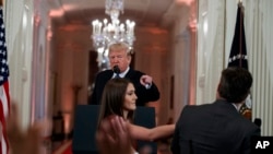 Verbalni obračun predsjednika Trumpa i novinara CNN-a Jima Acoste