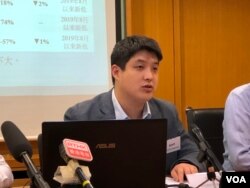 香港民研数据科学经理戴捷辉 (美国之音李逸华拍摄)