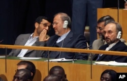 احمدی نژاد در هشت سال، نه بار برای سخنرانی در سازمان ملل به آمریکا سفر کرد.