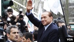 Los fiscales consideran que Berlusconi cometió fraude fiscal al vender los derechos de filmación de su emporio televisivo Mediaset.