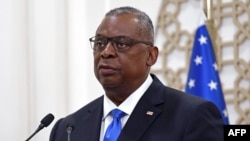 Menteri Pertahanan AS Lloyd Austin berbicara dalam konferensi pers bersama di Kementerian Luar Negeri di Ibu Kota Qatar, Doha, pada 7 September 2021. (Foto: AFP)