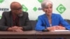 Jill Stein and Ajamu Baraka, the Green Party's ticket for the 2016 presidential election, appear at a news conference at the party's convention in Houston, Aug. 6, 2016. (G. Flakus/VOA)