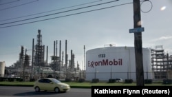 Kilang ExxonMobil Baton Rouge di Baton Rouge, Louisiana, AS, 15 Mei 2021. (Foto: REUTERS/Kathleen Flynn)