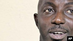 Samson Siasia