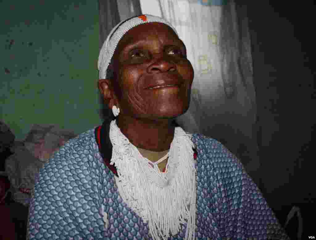 Nozolile Zintoyinto has been a sangoma, or traditional healer, at Bulungula for six decades (VOA/Taylor) 