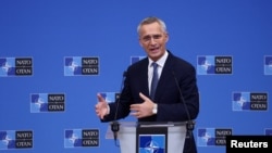 Генеральний секретар НАТО Єнс Столтенберг під час пресконференції в Брюсселі