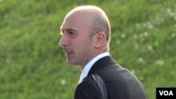 Jurupotret pribadi Presiden Saakashvilli, Irakli Gedenidze ditahan atas tuduhan mata-mata.