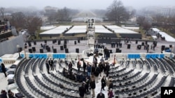 Suasana pelataran Gedung Kongres AS yang akan menjadi pusat acara Inagurasi Presiden Barack Obama untuk masa jabatan keduanya (foto: dok).