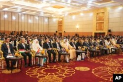 Pembukaan sesi pleno ke-11 Parlemen Internasional untuk Toleransi dan Perdamaian (IPTP), di Phnom Penh, Kamboja, Minggu, 24 November 2024. (Heng Sinith/AP)