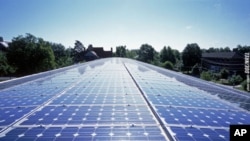 Almost 700 roof-mounted panels help to power the environmental-studies building at Oberlin College in Ohio, which is routinely included in top-20 lists of America's greenest colleges.