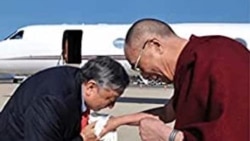 རྒྱ་རི་བློ་གྲོས་རྒྱལ་མཚན་དམ་པ་གང་དེའི་སྐུ་ཚེའི་ལོ་རྒྱུས་ཀྱི་དཔེ་དེབ་འདོན་སྤེལ་བྱེད་འཆར་འདུག