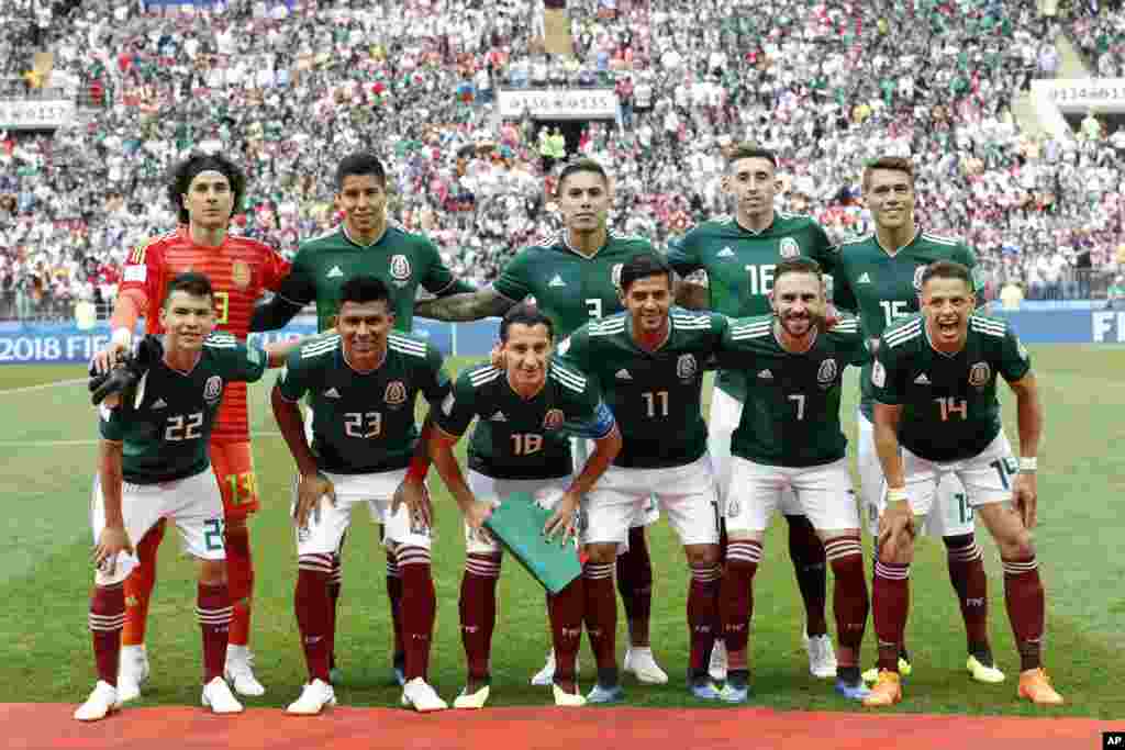 O México perdeu por 2-0 frente ao Brasil.&nbsp;