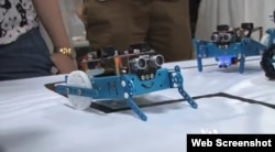 Robot on display at the Robot Ranch.